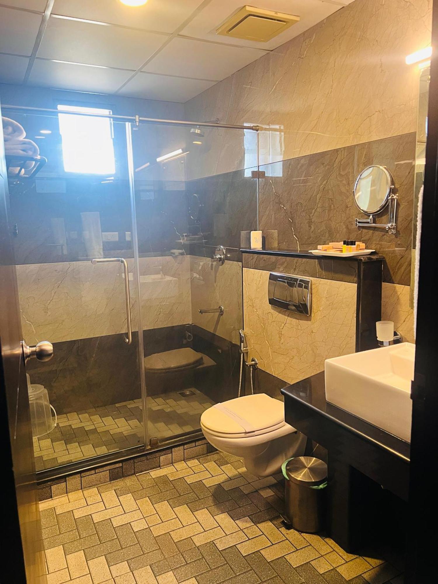 Green Hopper Hotels & Resorts Pvt Ltd קוטאיאם מראה חיצוני תמונה